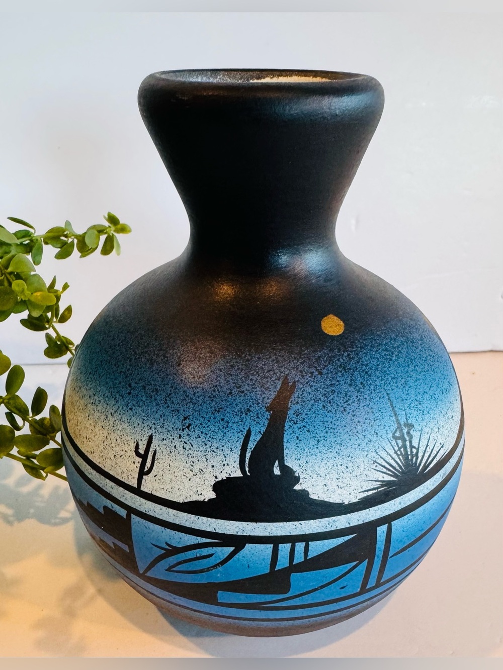 Native American Navajo Marie Dine Signed Pottery Vase 5 1/2” Tall